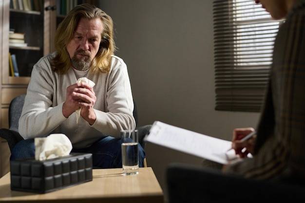 Co powiedzieć u psychiatry żeby dostać L4?